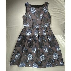 New Talbots Fit and Flare Pleated Floral Dress Size‎ 12